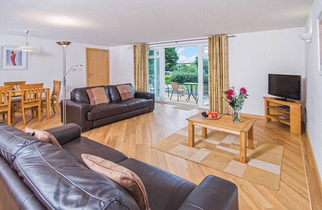 First floor apartment with one double with en suite shower and one twin.