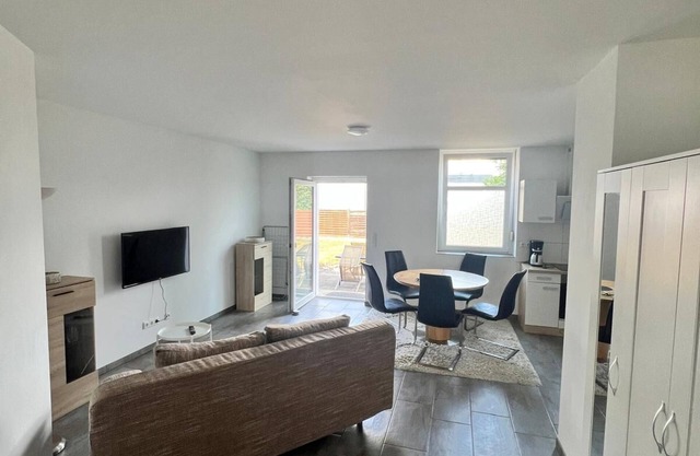 First floor apartment with enclosed garden max. 5 persons. Pet friendly!