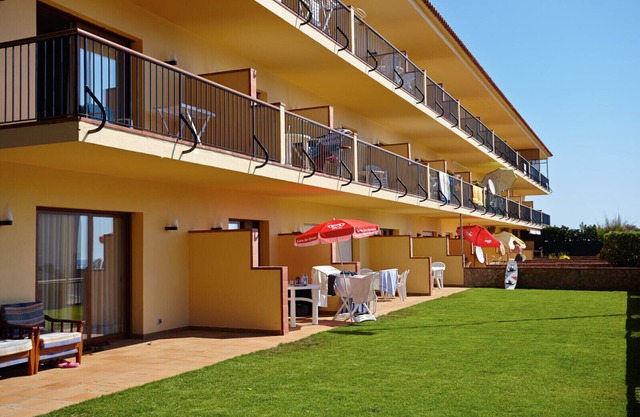 First line beach apartment with sea vue - Pals beach (DU 2H 307)