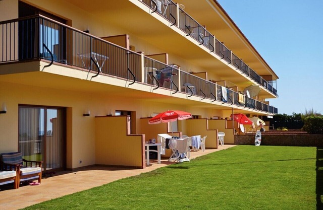 First line beach apartment with sea vue - Pals beach (DU 1H 303)