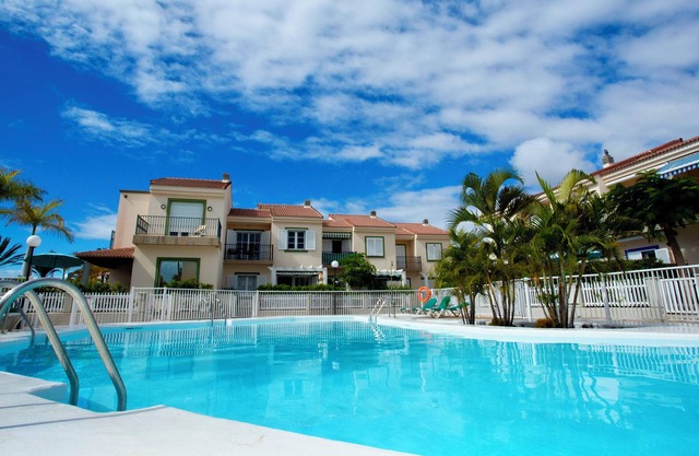 First line holiday house in the exclusive and private marina of Pasito Blanco.