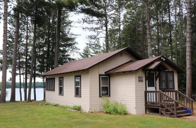 Fishermens' Cottage located on Big Arbor Vitae Lake