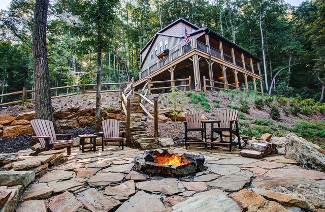 FishTop Cabin near Saluda, Green River Bliss & Cabin Serenity