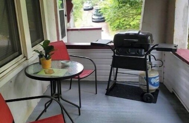 Five minutes from Cincinnati ZoonTen Minutes Downtown Cincinnati