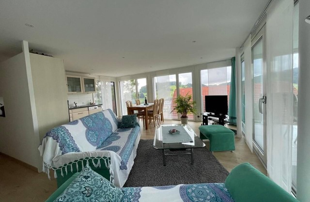 Flat "Holiday flat Hälmli"