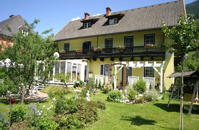 Flat in Feld am See on Lake Brennsee