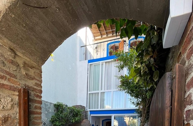 Flat w Garden 5 min to Ayazma Beach in Bozcaada