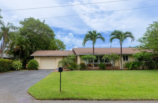 Florida Oasis w/Pool Near Beach & Atlantic Ave