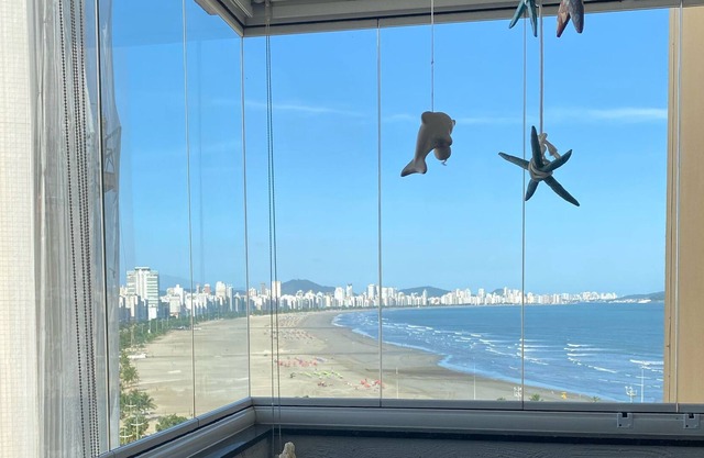 Foot 💙🦶🏾 🦶🏾💙💙in the sand 🏖 our backyard is the beach! ! ⛱⛱⛱🌴🌴🌴💙💙💙