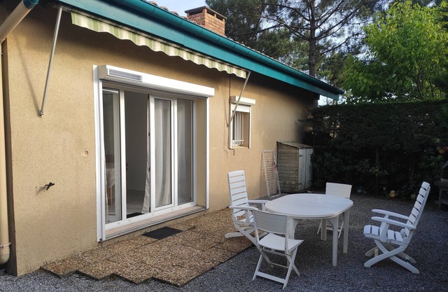 For vacations on foot