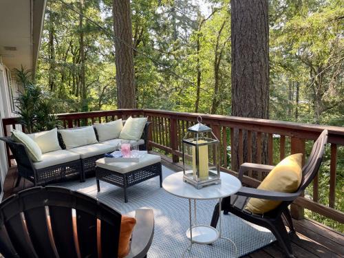 Forest Gallery- Mid-Century Modern With City Views