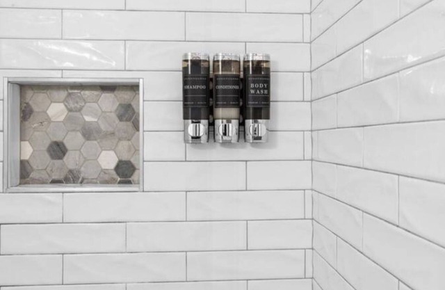 Forest Retreat: Cozy Getaway