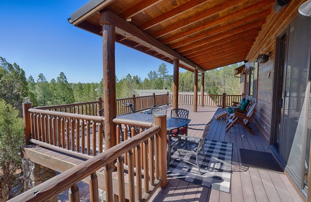 Forest Views nFenced for Kids and/or Dogs, AC/Great Wi-Fi/DirectTV/Grill/Laundry