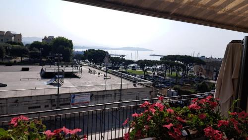 FORMIAE Hsg - PANORAMICA CENTRALE Casa Vacanze 85mq