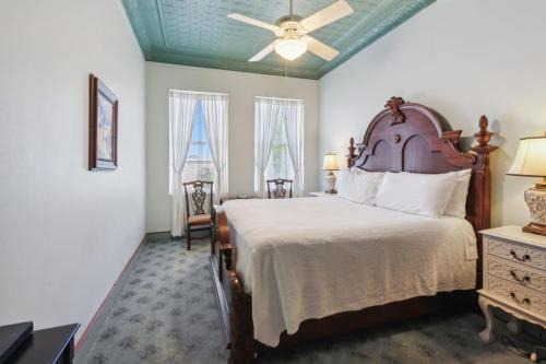Fort Worth Room