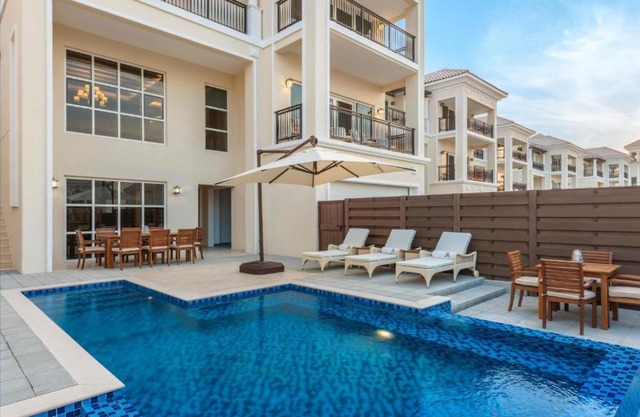 Four Bedroom Villa With Private Pool Near Habtoor Polo Club By Luxury Bookings