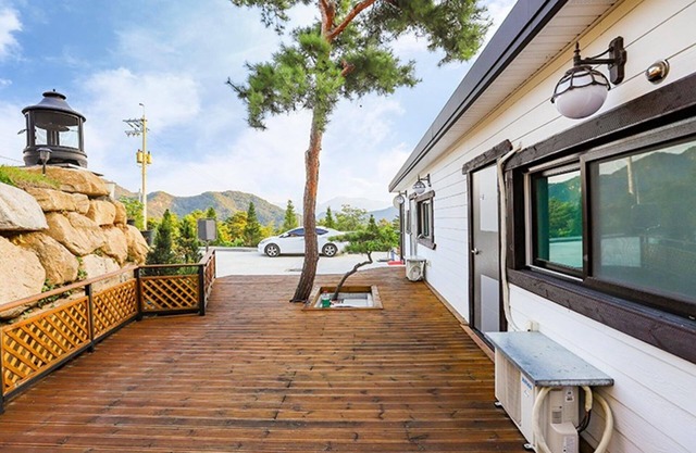 Four Seasons Pension Jecheon