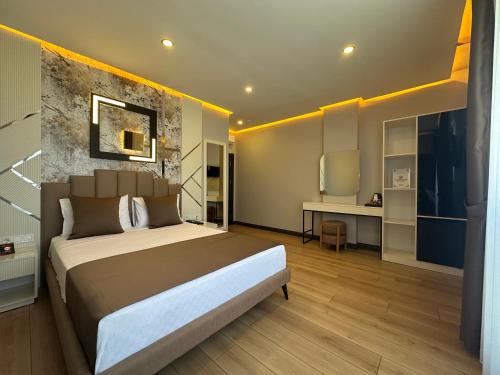 Fourpoints Airport Hotel