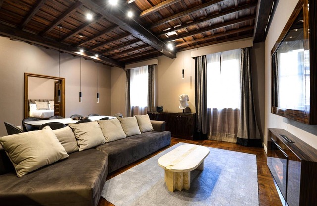 Frattina Apartment - Five Bedroom Apartment, Sleeps 10