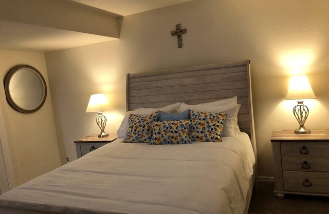 Frederick CO 2BR 1BA APT