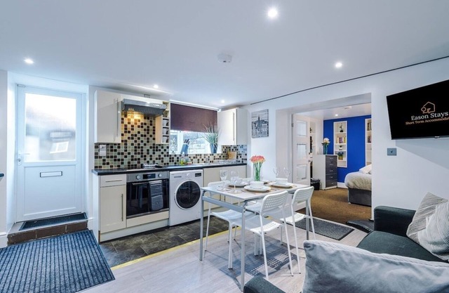 Free Parking | Ideal S10 Location | Close To Hospital