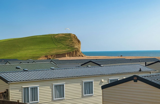 FRESHWATER BEACH HOLIDAY PARK - HOLIDAY ACCOMMODATION 17116 in Bridport