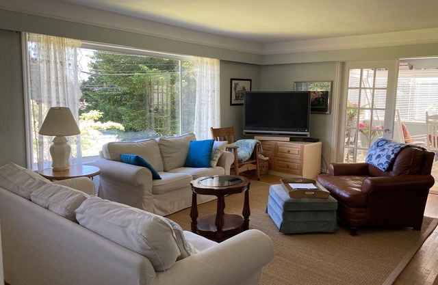 From Butchart To Beaches, Make Our Home Your Home Away From Home Year Round.