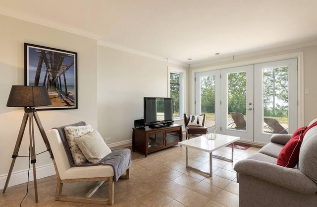 From La Grève - view of the river