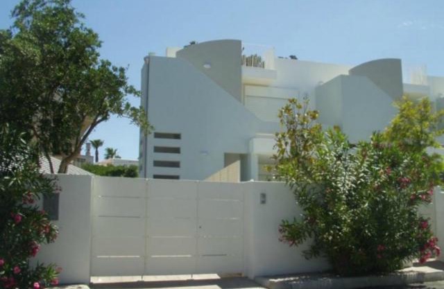 FRONTE MARE VIA DELLE DUNE