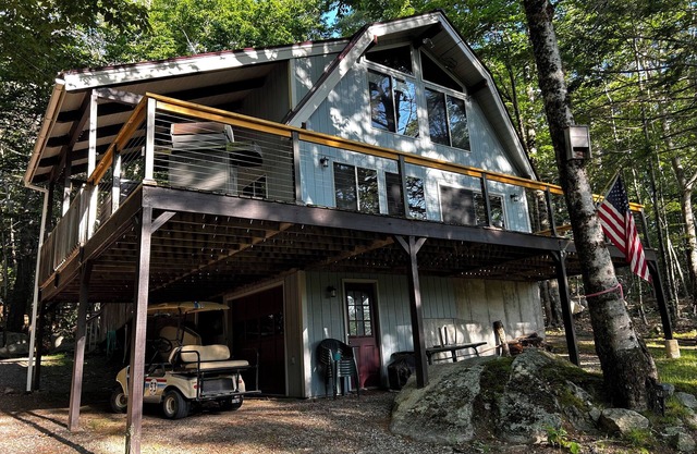 Frye Island, Maine Sebago Lake Available Monday-Friday Single Family