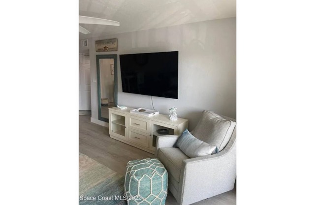 Full Remodel & Fine Furnishings!