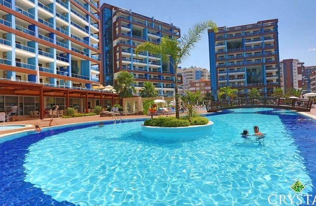 FULLY DELUXE CENTRAL HOLIDAY SUITE