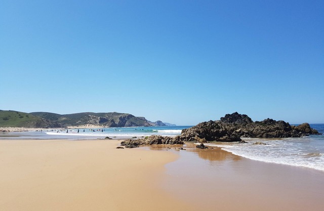 Fully equipped house in the center of Carrapateira