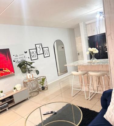 Fully Furnished 3 bedroom apartment rental