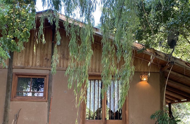Fully furnished house for 6 people 2 blocks from the Pisco Elqui square.