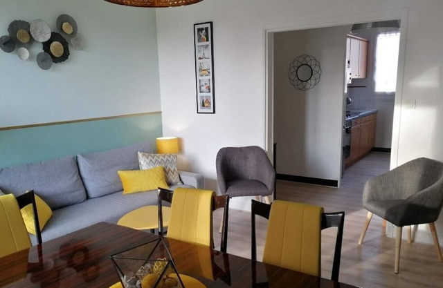 Fully renovated 6-person apartment