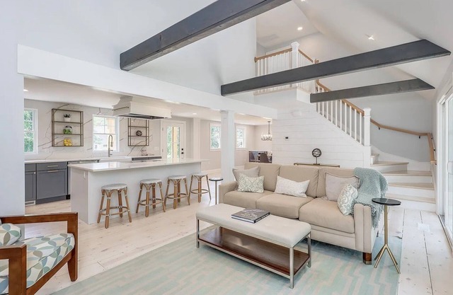 Fully Renovated on Cul-de-sac, Close to Mayflower Beach, EV Charger!