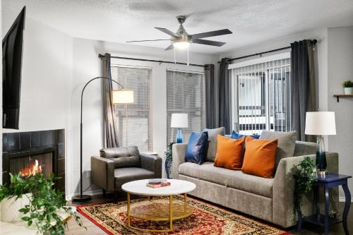 Furnished Apartments in University Hills
