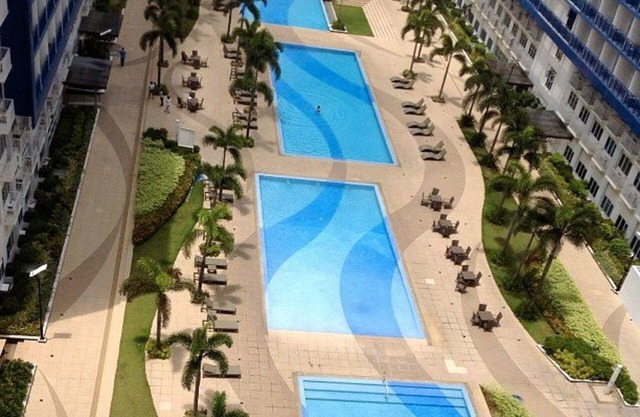Furnished Condo At Sea Residences Across Mall Of Asia With Cable & Wi-Fi