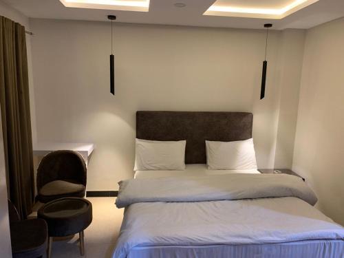 Furnished Flat 1 Bedroom