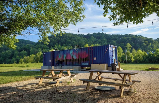 Furnished Glamping Tent/2 Queen Beds/Red River Access- River Rainbow - #5