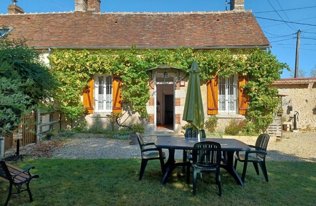 Gîte Chuelles, 2 pièces, 2 personnes - FR-1-590-24