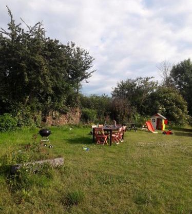 Gîte dans un écrin de verdure 3 mn mer