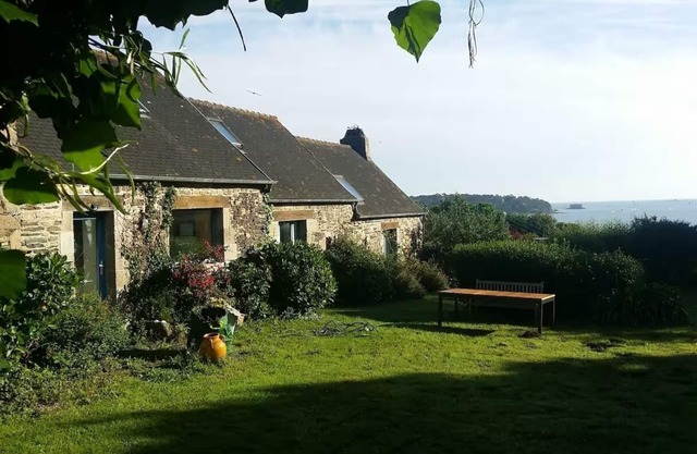 Gîte des Hortensias - Old farmhouse - Sea view