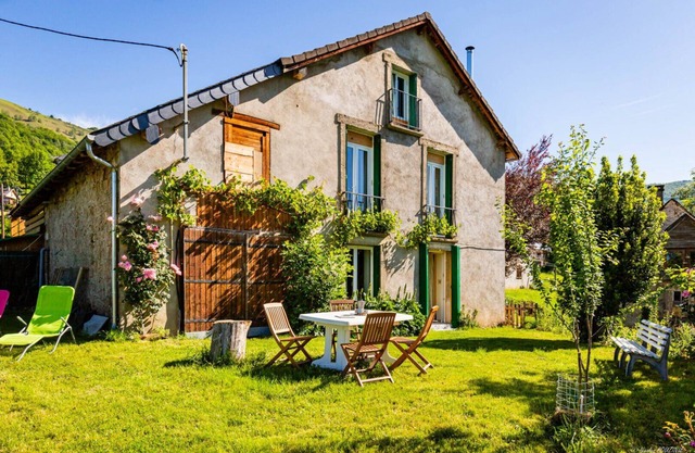 Gîte for 8 People in Ariège