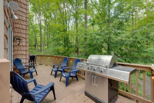 Game Room and Lake Access Albrightsville Escape