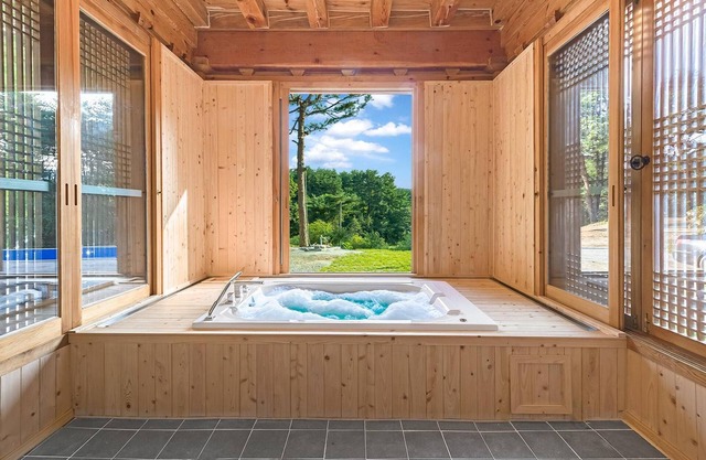 Gangneung Booyoonok Hanok Pension