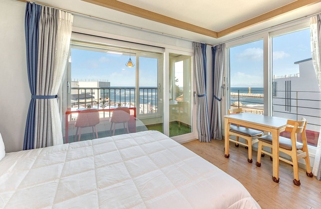 Gangneung Glad Pension