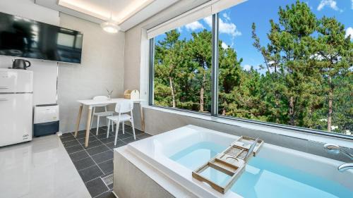 Gangneung HELLO 4000 Pension