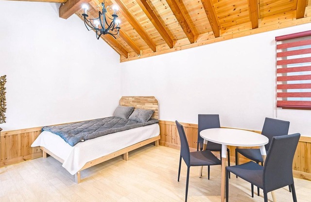 Gangneung Sinami68 Pension